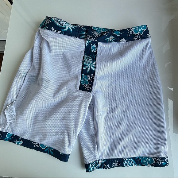 J. Crew Blue and White Board Shorts Quick-Dry Swimwear - Picture 7 of 13
